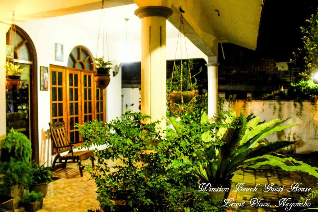 Winston Dutch Canal Villa Guest House Negombo Exterior photo